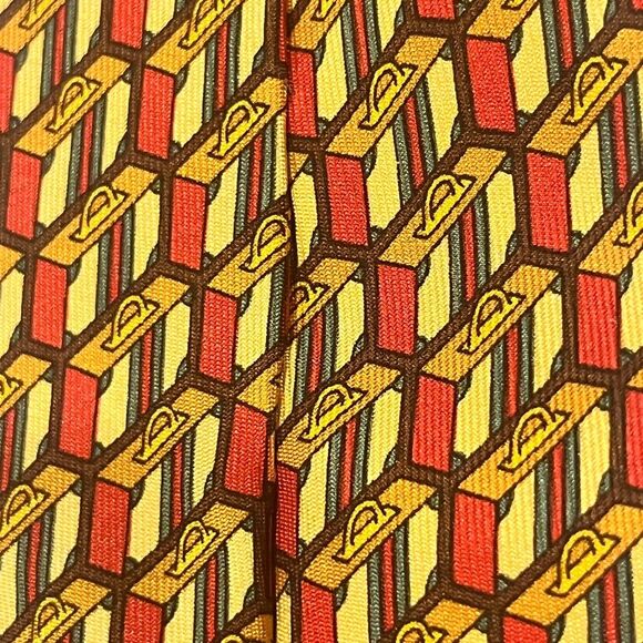 Gucci Briefcase Pattern Silk Tie - Iconic Red & Gold Design - Picture 10 of 10